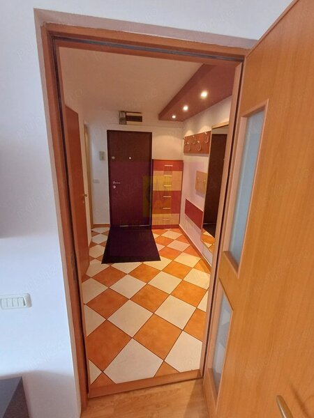 Apartament cu 3 camere, boxa subsol si loc parcare - Berceni