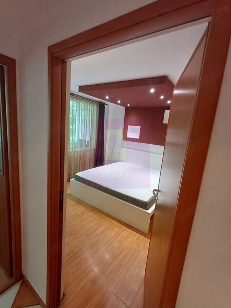 Apartament cu 3 camere, boxa subsol si loc parcare - Berceni